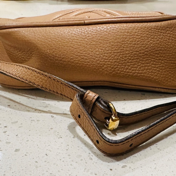 Gucci Leather Crossbody - Picture 3 of 12